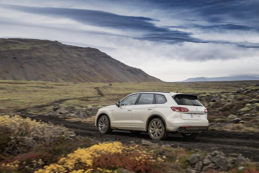  Volkswagen Touareg R-Line One Million 2019 года  (фото 12 из 30)